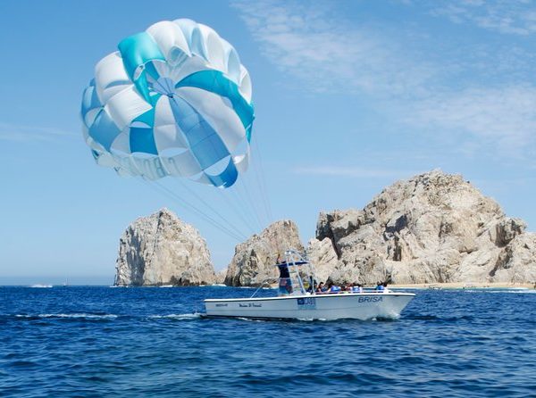 EXPERIENCE, Parasailing (BWT-100-CAB)